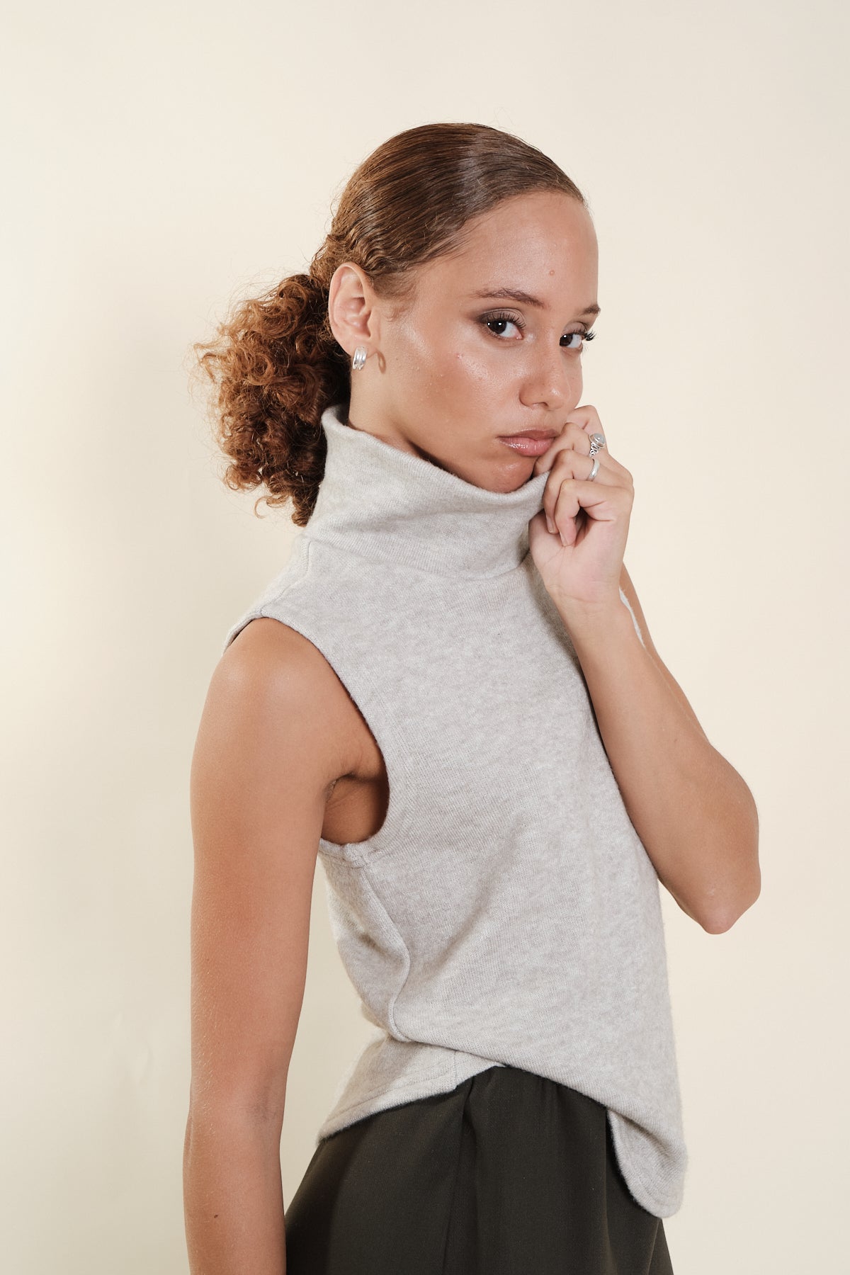 Top Miyo Punto Beige