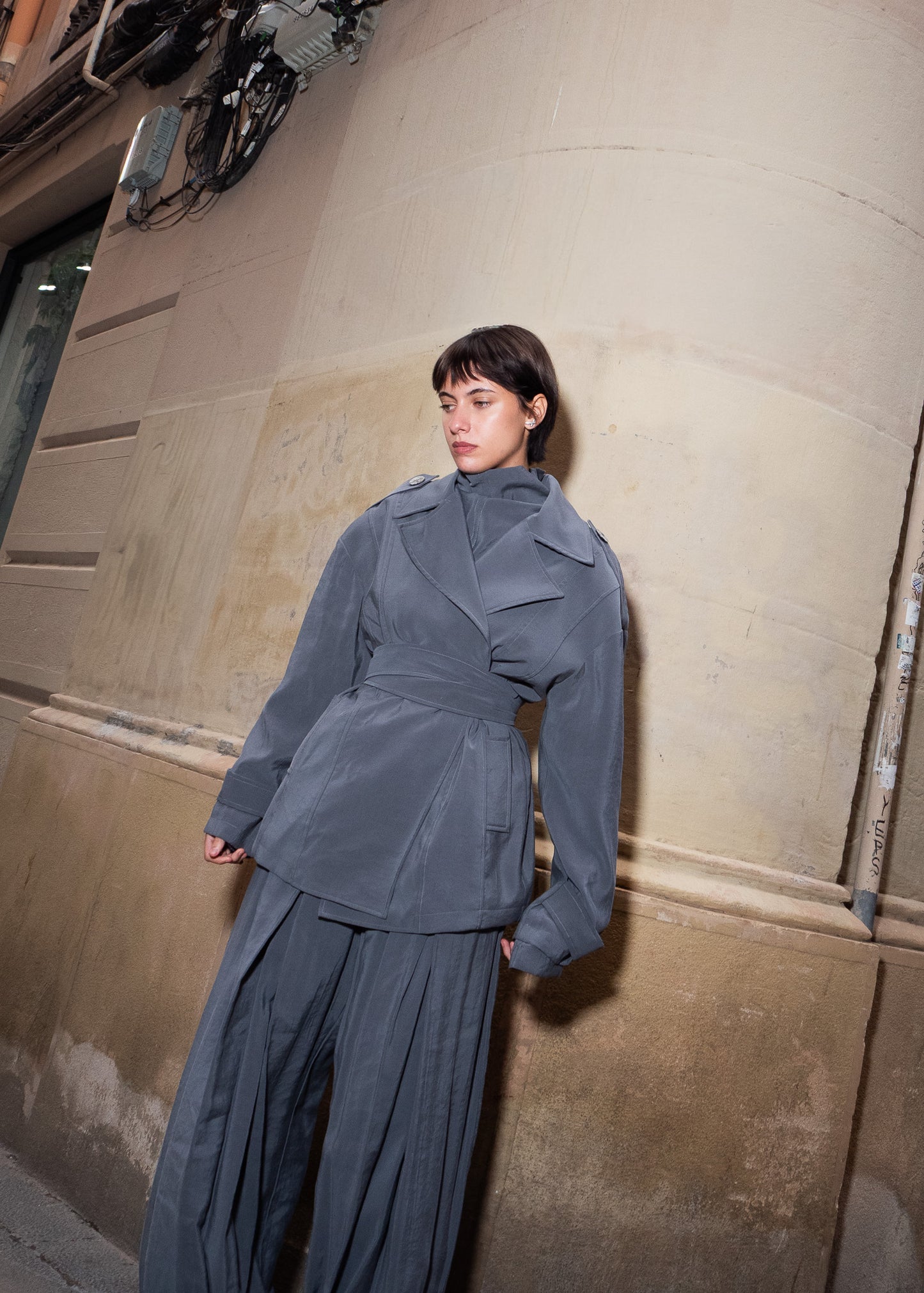Naya Trench Gris 'Cupro Touch'