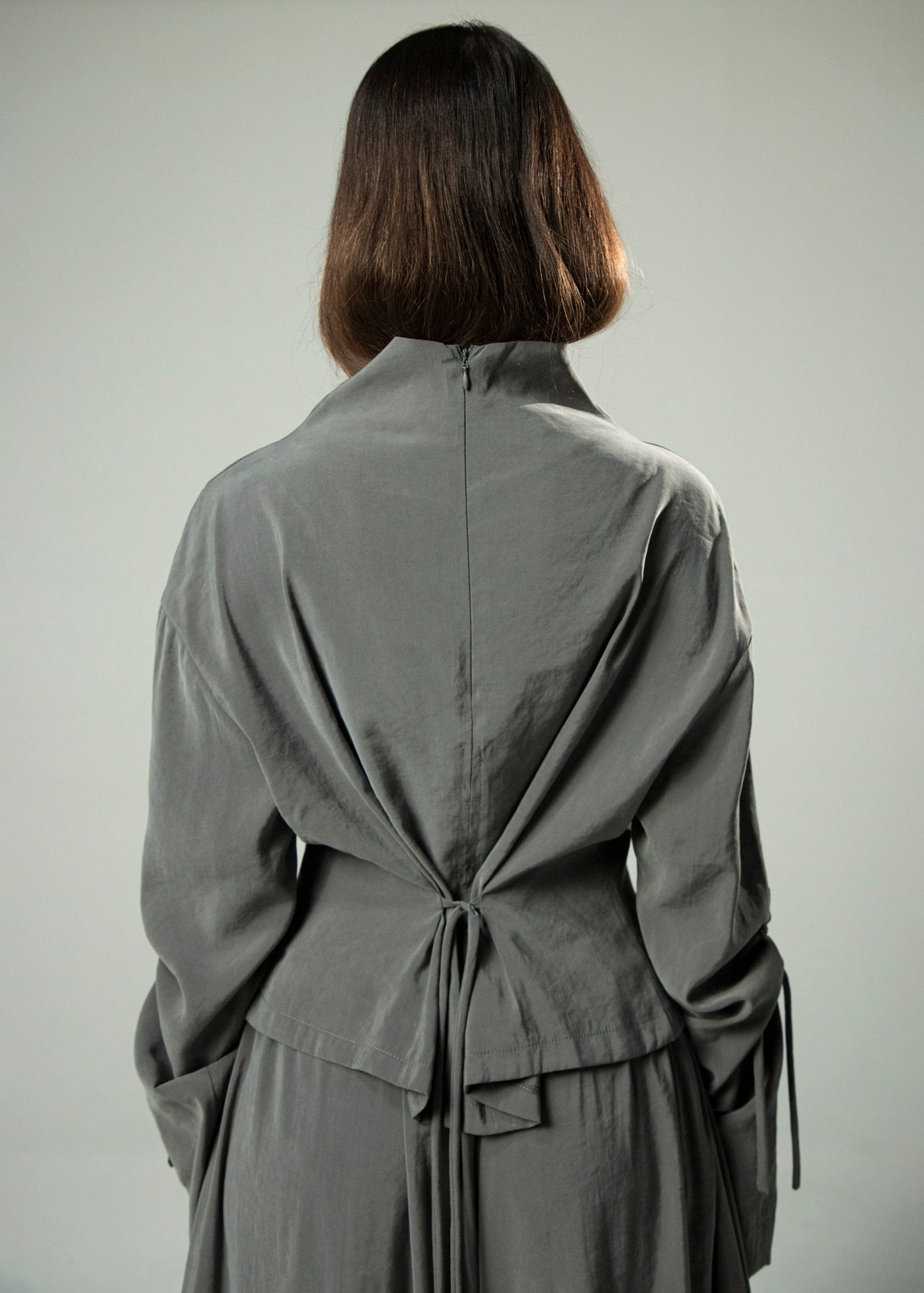 Top Gaku Gris 'Cupro Touch'