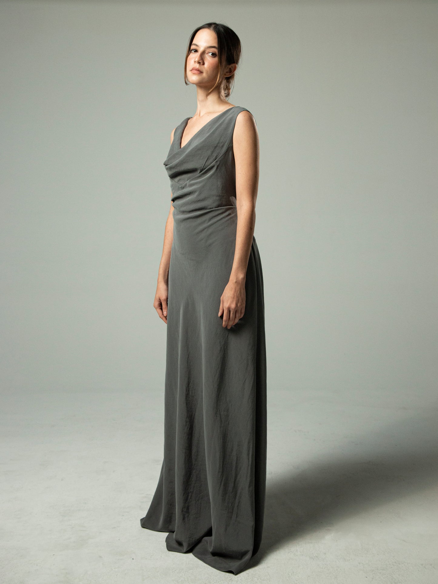 Vestido Rina Gris 'Cupro Touch'