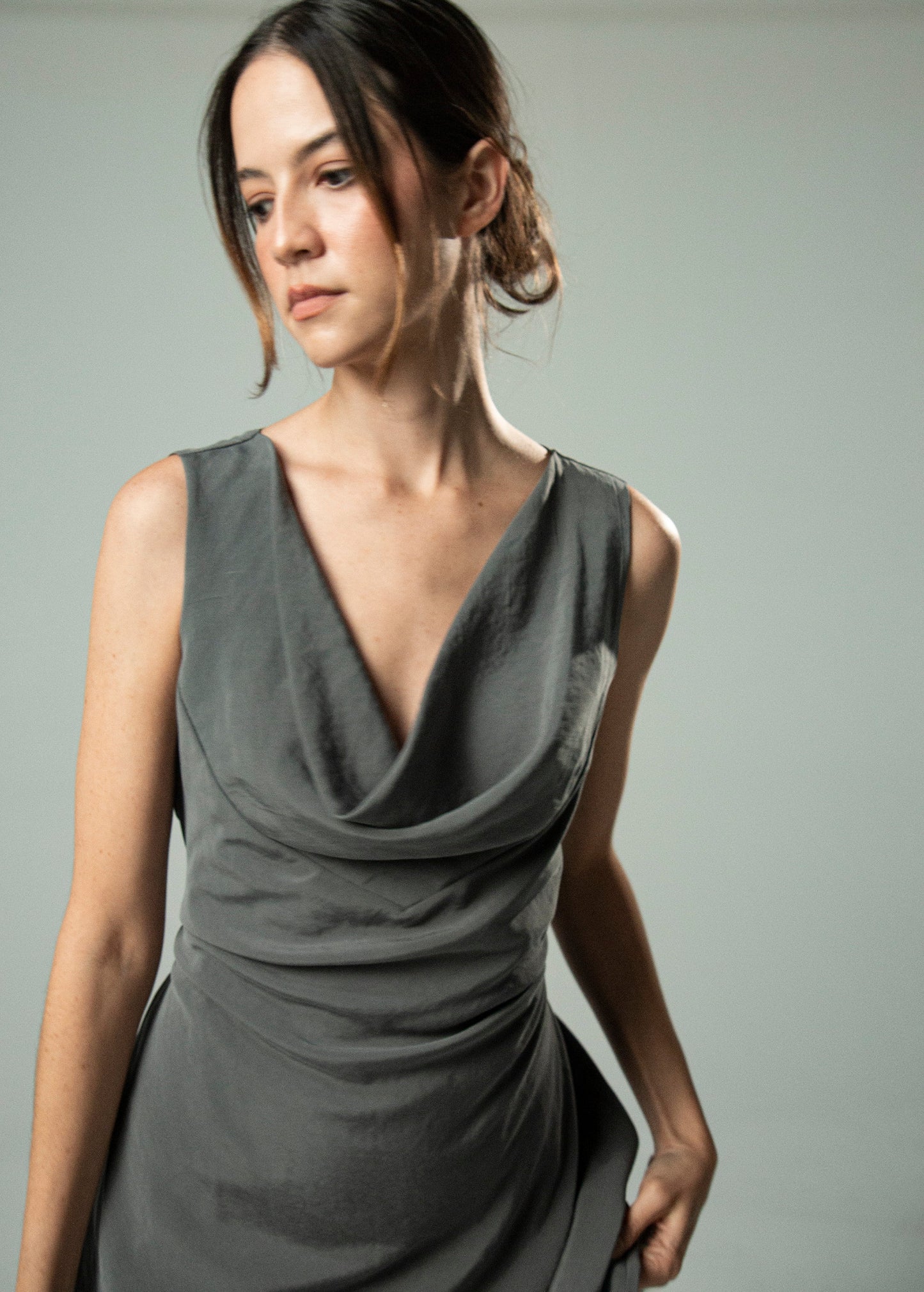 Vestido Rina Gris 'Cupro Touch'