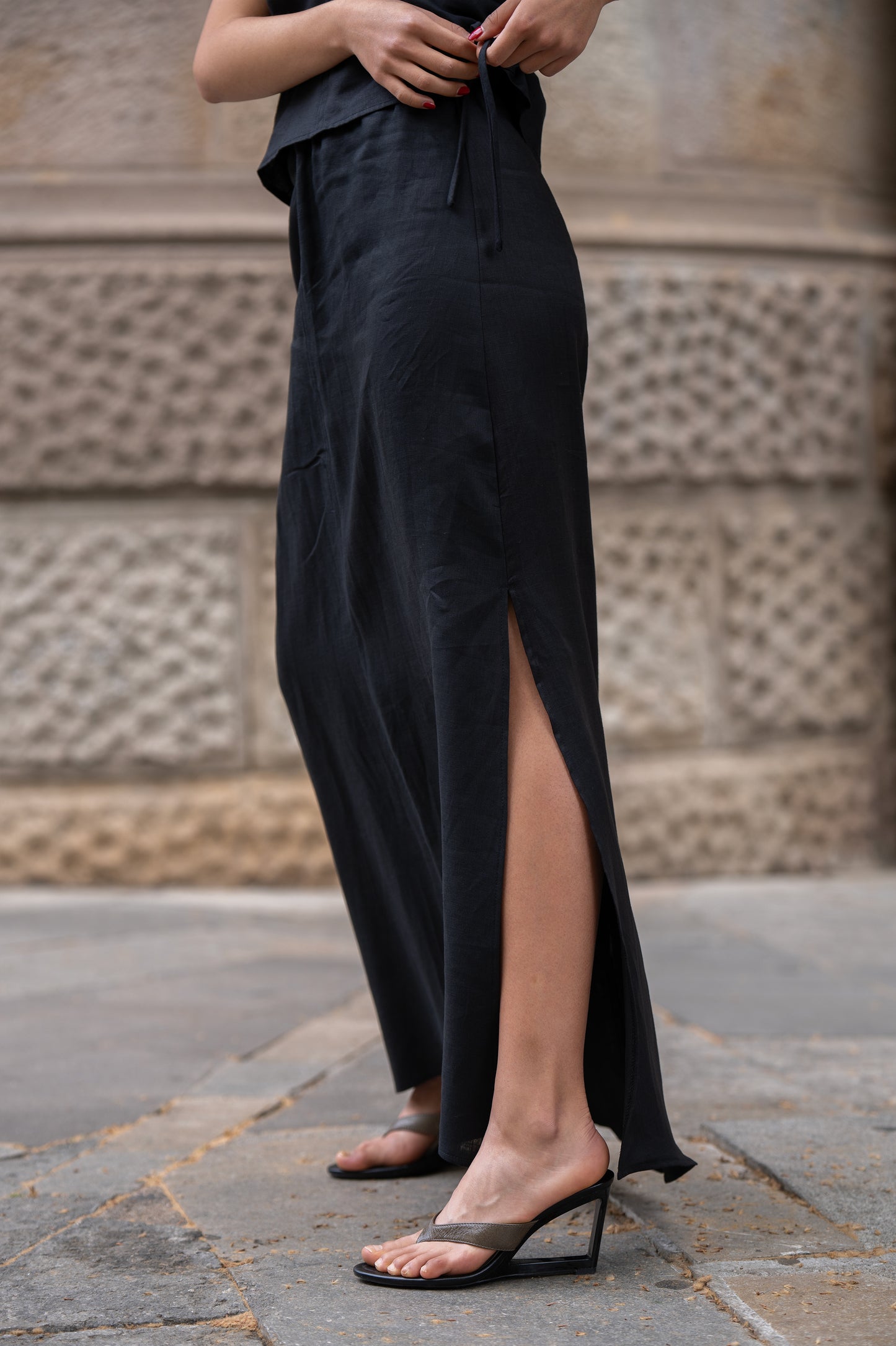 Bura Black Skirt (100% Linen)